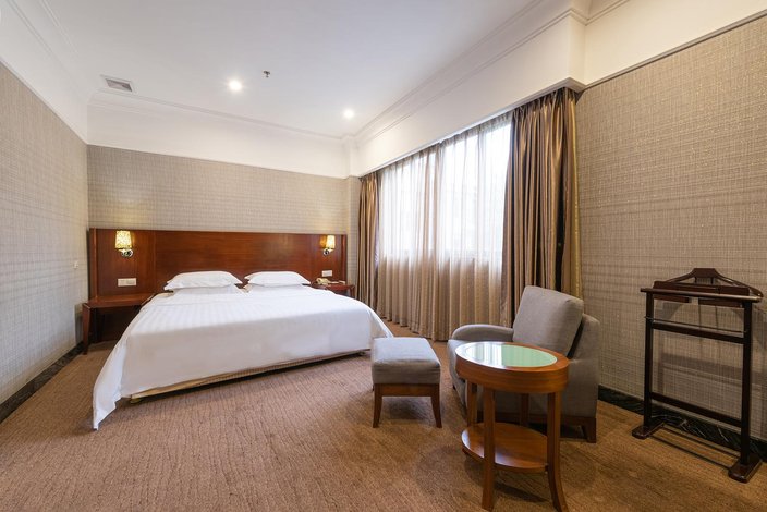 迪信家具以其现代简约的设计风格和高品质的产品受到了众多高端酒店的青睐