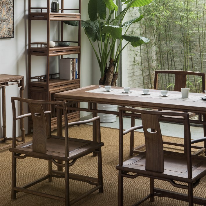 擅长为家具、办公坐具与酒店家具、家居饰品、科技、酒店展、卫浴、建材、五金、美容、文化、机械等各行业品牌打造具有艺术感的展示空间