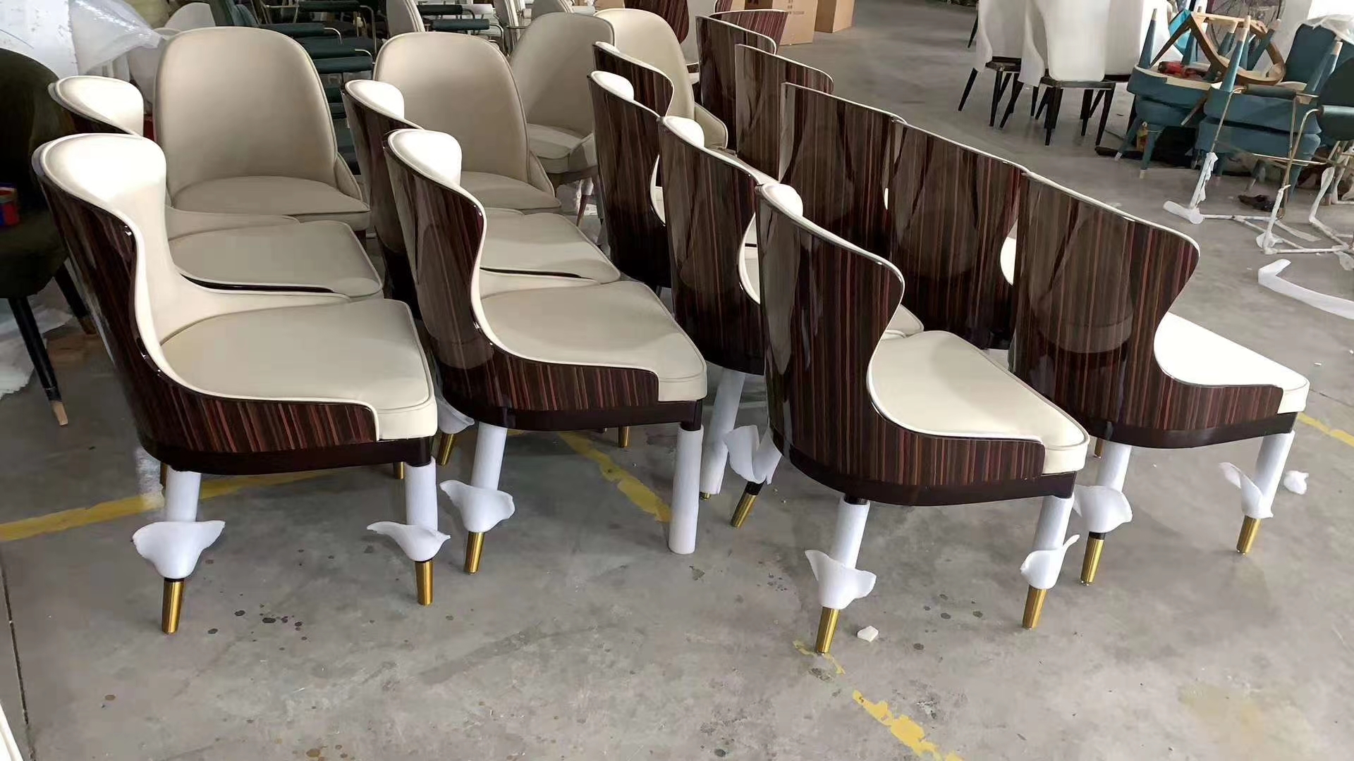 成功承办广州、上海等地国际家博会