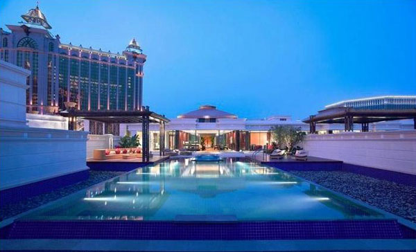 达芬奇调色、在线包装、蓝绿背拍摄等实验室