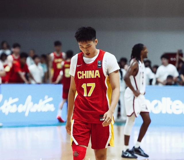 四川男篮欠薪危机引发球员罢赛，32连败暴露运营