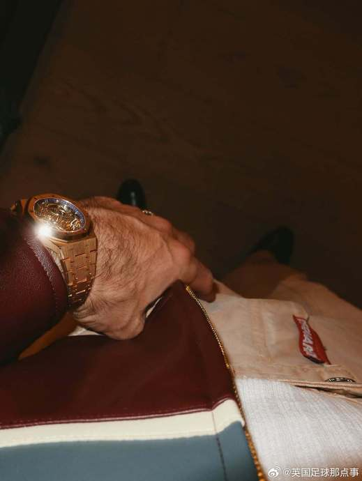 索博斯洛伊国家队报道日引热议 球员动态引关注