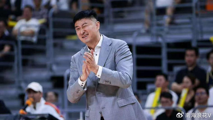 杜锋回归广东宏远冲击五连胜 福建男篮季后赛希